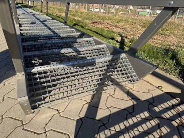 3x Treppe, z.B. für Fachbodenregalanlagen, Lagerbühnen etc, – Bild 9