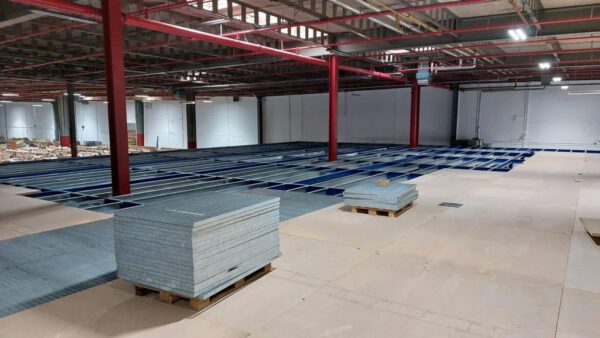 Stahlbau - Lagerbühne, 500kg/m2, ca. 2.000 m2 verfügbar – Bild 9