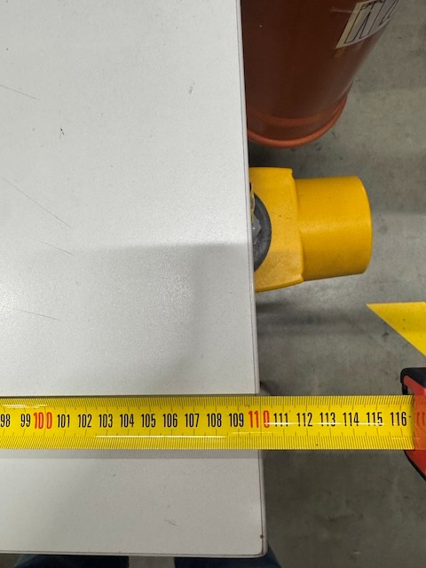 22 Stück 2er Einheit Kommissioniertische / Arbeitstische, mit „Rutsche“ höhenverstellbar lagertechnik 22 Stück 2er Einheit Kommissioniertische / Arbeitstische, mit „Rutsche“ höhenverstellbar – Bild 9