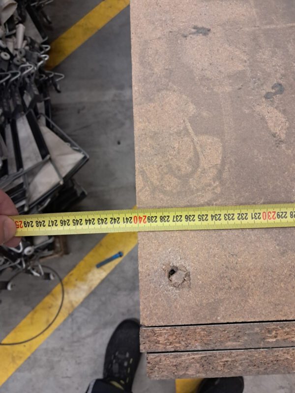 1.344m2 Spanplatten ca. 2400x700x16mm, eine Seite weiß beschichtet – Bild 10