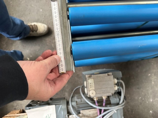 unangetriebene Rollenbahn, ca. 22,7m lang, 1 Kurve, inkl. Füße lagertechnik unangetriebene Rollenbahn, ca. 22,7m lang, 1 Kurve, inkl. Füße – Bild 10