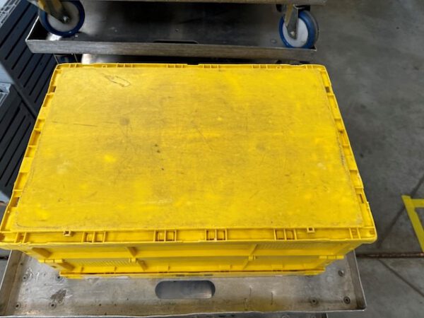 1.050 Stück, Faltkiste, Eurostapelbehälter, UTZ, 600x400x300mm, gelb (blaue Logoschrift) – Bild 10