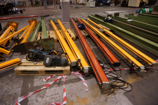 ca. 50 Stück Säulenschwenkkräne und Wandschwenkkräne, unterschiedliche Traglasten, Ausladungen etc. vorhanden - gebraucht - : – Bild 2