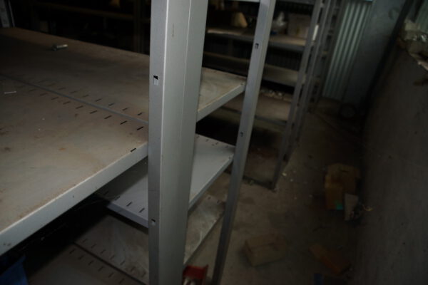 3-Stöckige SSI Schäfer Fachbodenanlage ca. 13,50 x 11m, ca. 216 Felder, Böden 1 x 0,5m, 200kg / Boden – gebraucht - : – Bild 12