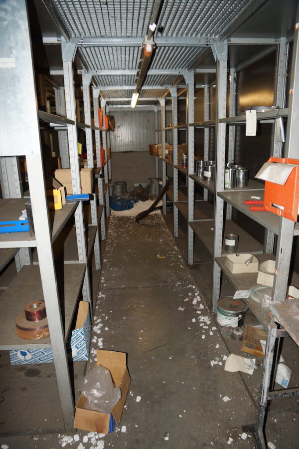 3-Stöckige SSI Schäfer Fachbodenanlage ca. 13,50 x 11m, ca. 216 Felder, Böden 1 x 0,5m, 200kg / Boden – gebraucht - : – Bild 19