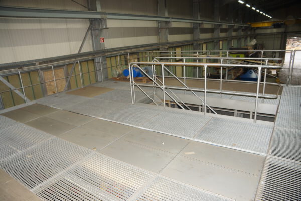 3-Stöckige SSI Schäfer Fachbodenanlage ca. 13,50 x 11m, ca. 216 Felder, Böden 1 x 0,5m, 200kg / Boden – gebraucht - : – Bild 51