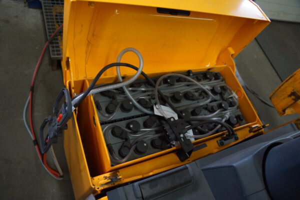 Nr.2, Stand-Deichsel­hubwagen ERE 120, Baujahr: 2017, 164 Stunden – Bild 2