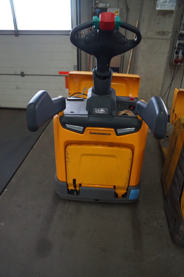 Nr.2, Stand-Deichsel­hubwagen ERE 120, Baujahr: 2017, 164 Stunden – Bild 3