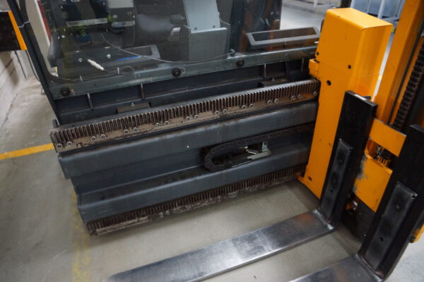 Nr.10, Hochregalstapler Kommissionierstapler, EKX 515K, Baujahr: 2013, 9547 Stunden – Bild 4