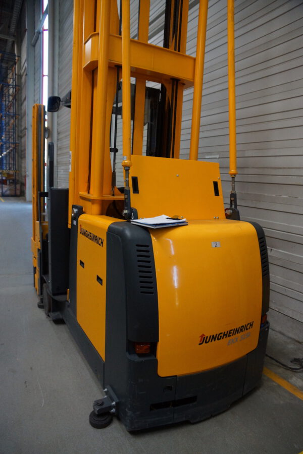 Nr.10, Hochregalstapler Kommissionierstapler, EKX 515K, Baujahr: 2013, 9547 Stunden – Bild 16