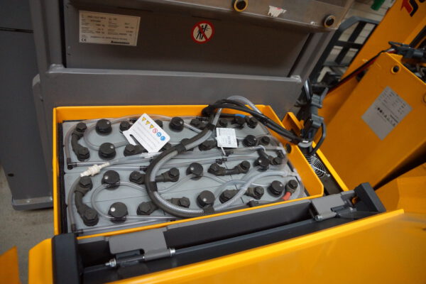 Nr.12, VERTIKAL-KOMMISSIONIERER 1to, EKS 110 Z 190 E, Baujahr: 2017, 365 Stunden – Bild 9