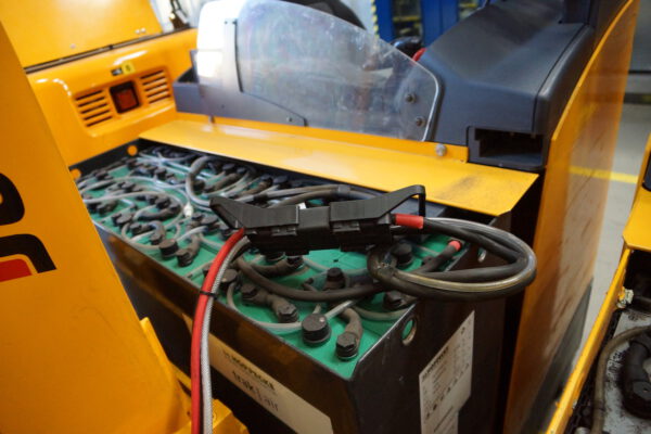 Nr.14, Schubmast­stapler 1,4 - 1,6t, ETM/V 214, Baujahr: 2010, 10.238Stunden – Bild 11