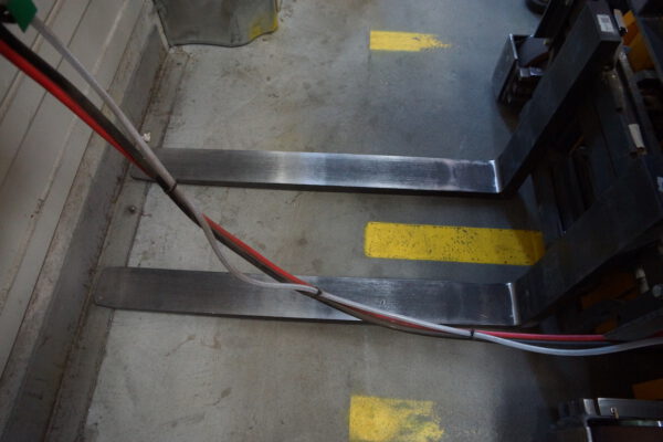 Nr.14, Schubmast­stapler 1,4 - 1,6t, ETM/V 214, Baujahr: 2010, 10.238Stunden – Bild 14
