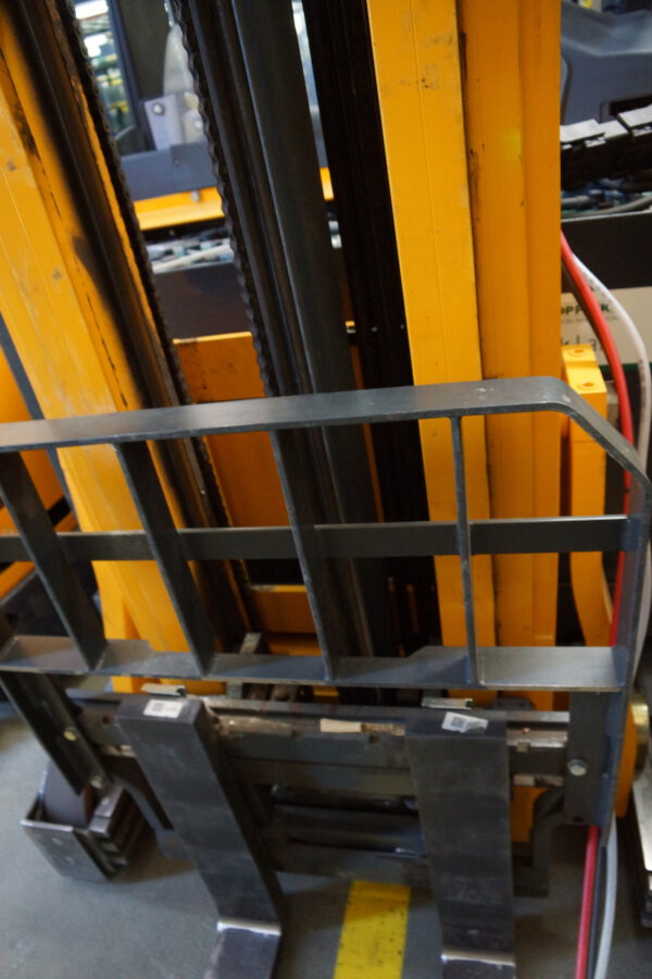 Nr.14, Schubmast­stapler 1,4 - 1,6t, ETM/V 214, Baujahr: 2010, 10.238Stunden – Bild 15