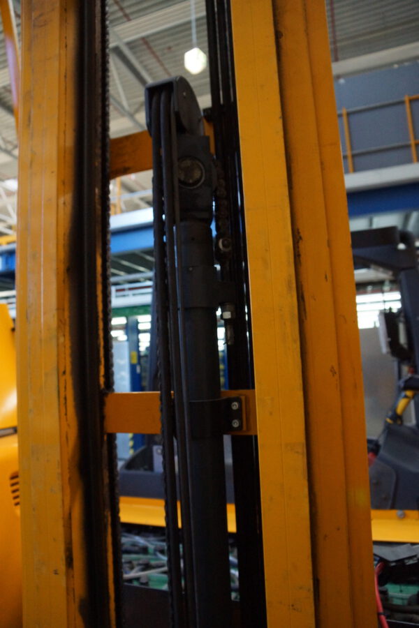 Nr.14, Schubmast­stapler 1,4 - 1,6t, ETM/V 214, Baujahr: 2010, 10.238Stunden – Bild 16