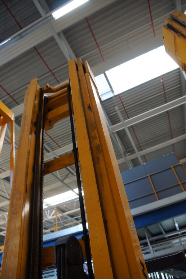 Nr.14, Schubmast­stapler 1,4 - 1,6t, ETM/V 214, Baujahr: 2010, 10.238Stunden – Bild 17
