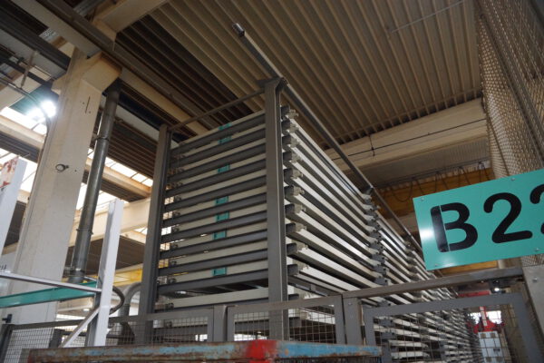 vollautomatisches Blechlager mit 6 Auslagerstationen, 1 Einlagerstation, Remmert, für Bleche max. 4000x2000mm, 243 Lagerplätze, 200 vorhandene Kassetten, max. Beladung pro Palette 5000kg – gebraucht - : – Bild 4