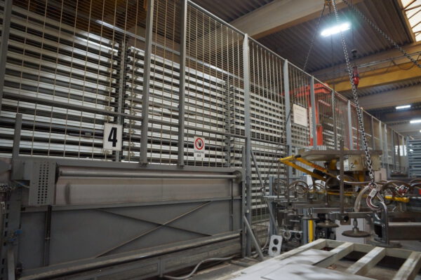 vollautomatisches Blechlager mit 6 Auslagerstationen, 1 Einlagerstation, Remmert, für Bleche max. 4000x2000mm, 243 Lagerplätze, 200 vorhandene Kassetten, max. Beladung pro Palette 5000kg – gebraucht - : – Bild 9