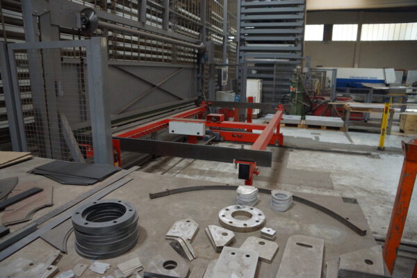 vollautomatisches Blechlager mit 6 Auslagerstationen, 1 Einlagerstation, Remmert, für Bleche max. 4000x2000mm, 243 Lagerplätze, 200 vorhandene Kassetten, max. Beladung pro Palette 5000kg – gebraucht - : – Bild 30