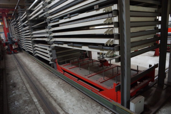 vollautomatisches Blechlager mit 6 Auslagerstationen, 1 Einlagerstation, Remmert, für Bleche max. 4000x2000mm, 243 Lagerplätze, 200 vorhandene Kassetten, max. Beladung pro Palette 5000kg – gebraucht - : – Bild 43