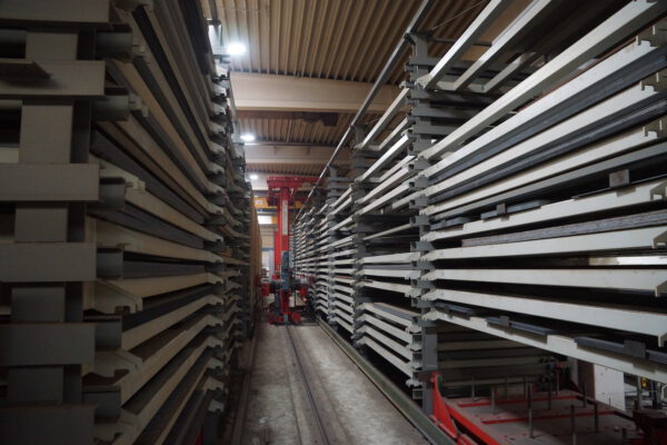 vollautomatisches Blechlager mit 6 Auslagerstationen, 1 Einlagerstation, Remmert, für Bleche max. 4000x2000mm, 243 Lagerplätze, 200 vorhandene Kassetten, max. Beladung pro Palette 5000kg – gebraucht - : – Bild 45
