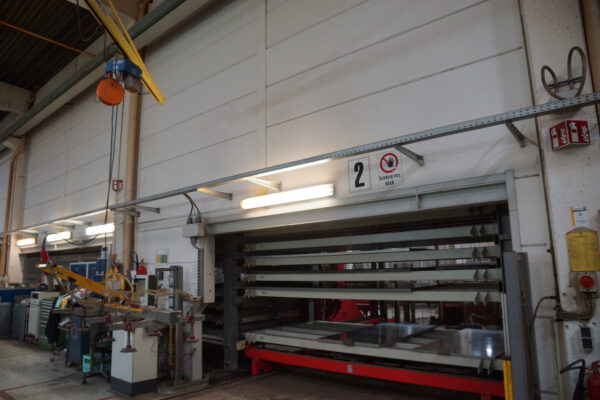 vollautomatisches Blechlager mit 6 Auslagerstationen, 1 Einlagerstation, Remmert, für Bleche max. 4000x2000mm, 243 Lagerplätze, 200 vorhandene Kassetten, max. Beladung pro Palette 5000kg – gebraucht - : – Bild 60