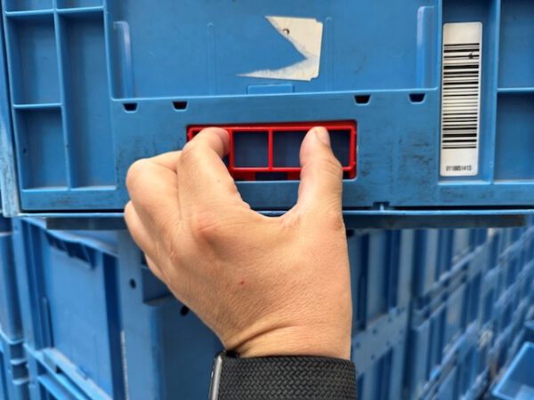 16.000 Stück, Eurostapelbehälter mit 1 Seite zum Hochklappen, UTZ, 600x400x270mm, blau – Bild 6