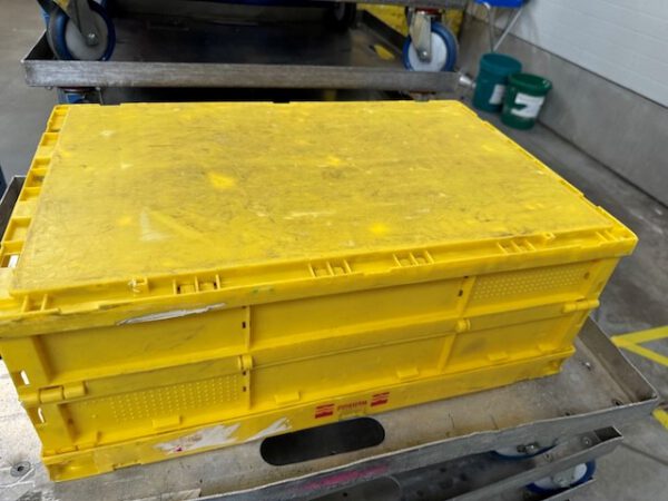 600 Stück, Faltkiste, Eurostapelbehälter, UTZ, 600x400x220mm, gelb (rote Logoschrift) – Bild 11