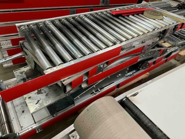 Fördertechnikanlage ca. 1.500m Länge, TGW, bestehend aus Rollenbahnen, Gurtförderern, Steigbänder, Umsetzer, Rollenbahnkurven – Bild 10