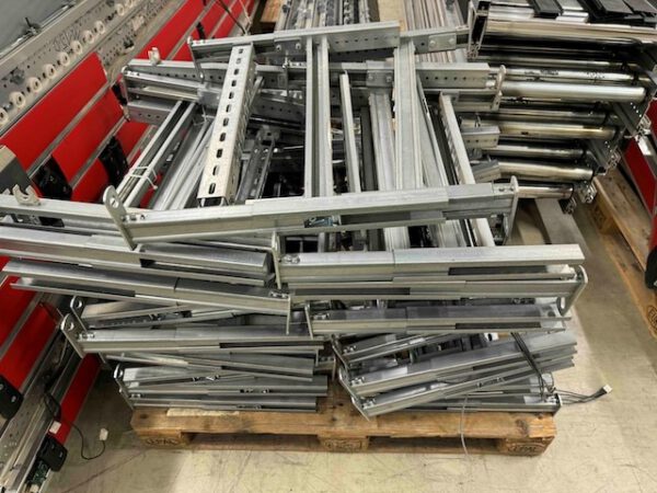 Fördertechnikanlage ca. 1.500m Länge, TGW, bestehend aus Rollenbahnen, Gurtförderern, Steigbänder, Umsetzer, Rollenbahnkurven – Bild 8