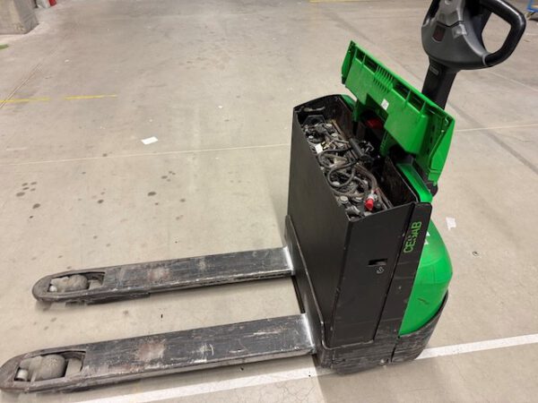 4x Niederhubwagen / Ameise; Cesab P216 und P220 – Bild 8