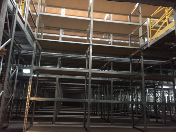 Palettenregalanlage (bzw. Weitspannregal), ideal auch als Absortierlager, die Anlage hat eine zusätzliche Ebene – gebraucht - : – Bild 3
