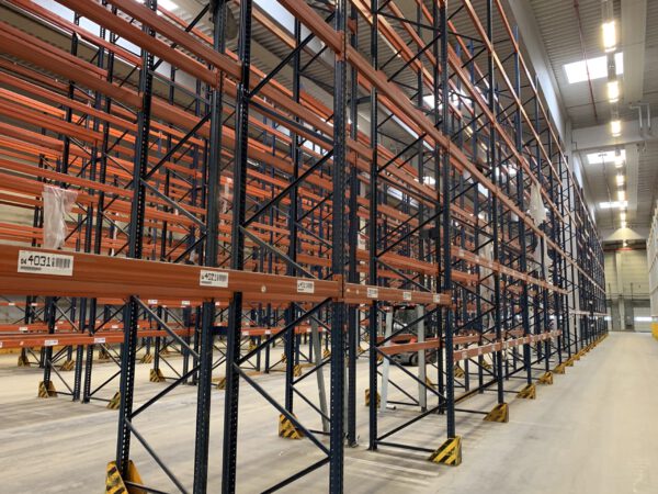 4 – 5.000 Stellplätze Schwerlastpalettenregal, Megalux, ca. 8 – 8,50m hoch, 1 To/Palette – gebraucht – :