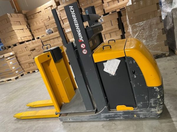 4x Kommissionierstapler, Jungheinrich, EKS 110, 
