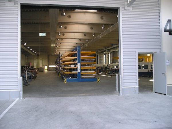 8 Rahmen Kragarmregal, zweiseitig, Jungheinrich, 3,50m hoch, eine Seite 1,60m und eine Seite 1,20m Arme, 1.500kg bzw. 500kg / Arm – Bild 3