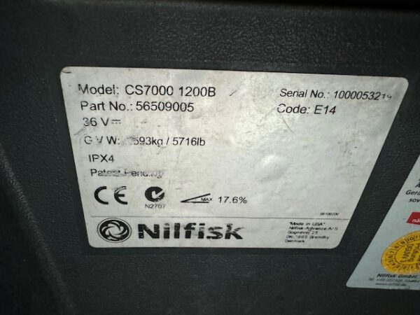 Kehr-Scheuer-Saugmaschine, Nilfisk, CS7000, – Bild 16