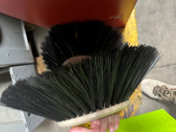 Kehr-Scheuer-Saugmaschine, Nilfisk, CS7000, – Bild 31