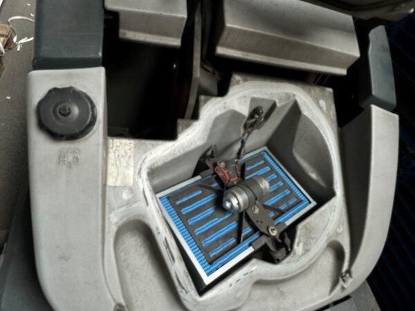 Kehr-Scheuer-Saugmaschine, Nilfisk, CS7000, – Bild 5
