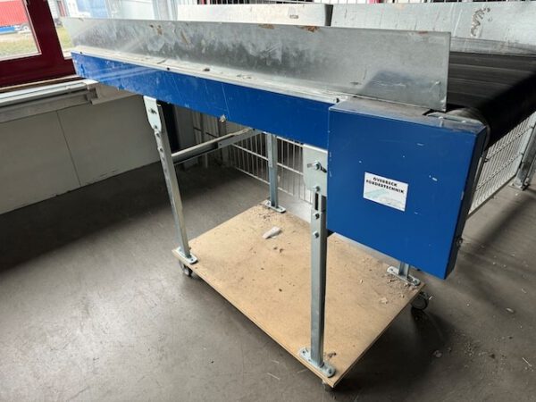 Kleiner „Sorter“ mit 12 Zielen, von AMI mit Fördertechnikanlage Overbeck inkl. Scanner, Steuerung, Waage, Kurven, Steigförderer, Gurtförderer, etc – Bild 43