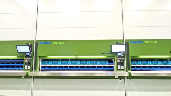 22 Stück Liftsysteme, Kardex Megamat, 327kg / Tablar, ca. 6,60m – 7,11m, Tablargröße: ca. 2,04m x 0,61m
