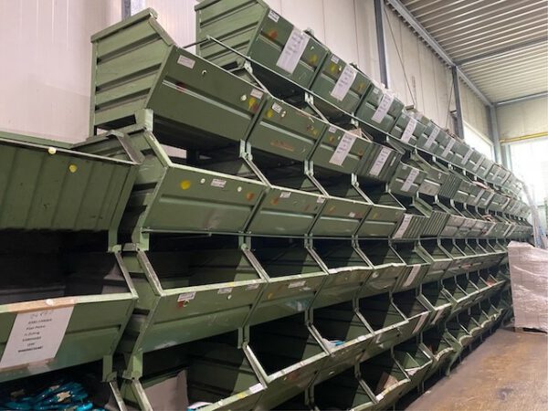 147 Stück Lager-Fix Behälter, Stapel- Transportbehälter