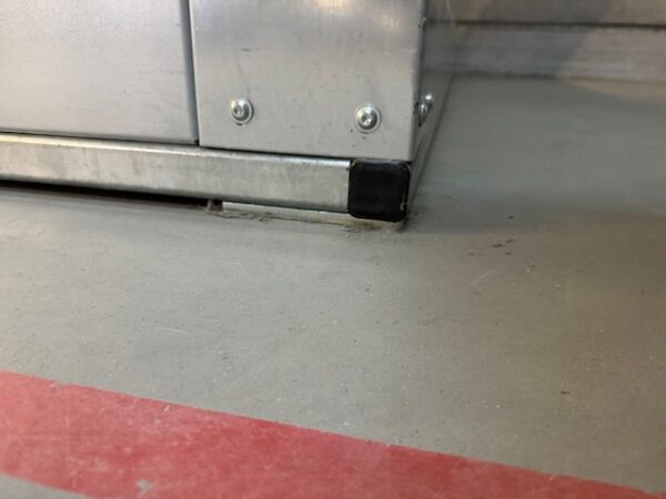 Lastenaufzug über 3 Etagen. Lödige, 800kg, für den Aufbau auf einem Hallenboden (ohne Grube) – Bild 6