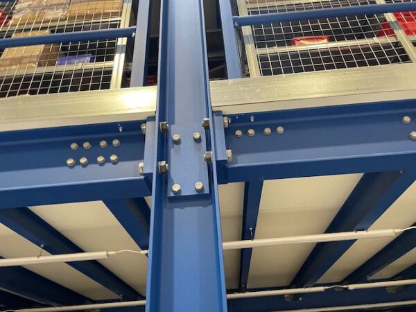2 stöckige Stahlbau - Lagerbühne, 350kg/m2, gesamt 312m2 = pro Etage ca. 156m2 – Bild 5