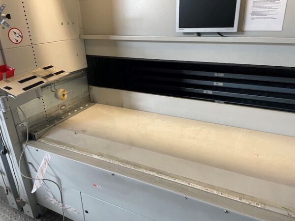 6 Stück Liftsysteme, Megamat, 327kg / Tablar, ca. 11,16m hoch (die Gerätehöhe kann ohne großen Aufwand gekürzt werden), Tablargröße: ca. 2,04m x 0,61m – Bild 6