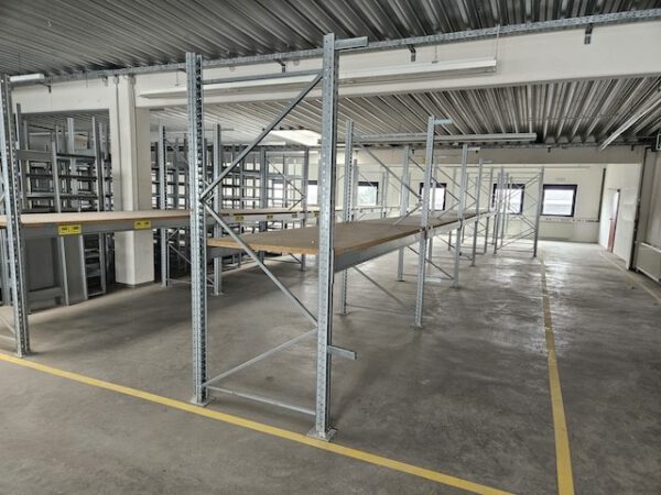 Palettenregal 2.50m hoch, Dexion, 1.000kg / Palette, ca. 272 Stellplätze lagertechnik