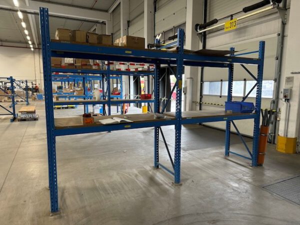 7 Stück Palettenregal / Weitspannregal je 2 Felder mit Spanplatten, Höhe ca. 2,50m,