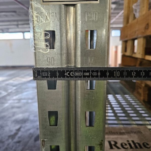 Palettenregal, Dexion, ca, 2m hoch, 800kg / Palette, ca. 2.781 Palettenstellplätze – Bild 2