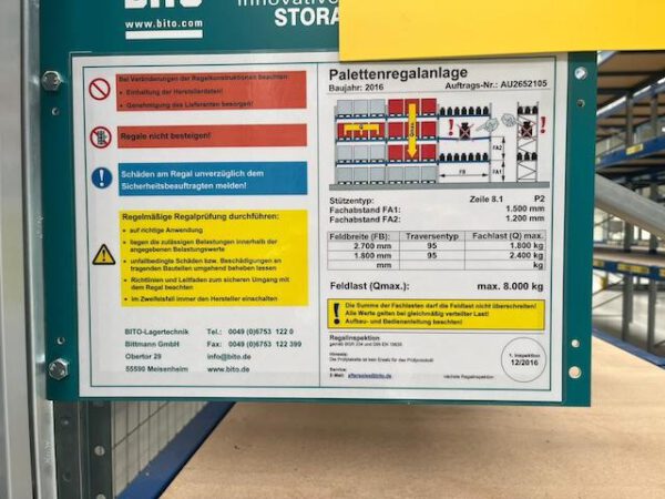 Palettenregal mit Spanplatten, Bito, ca. 6,50m hoch, 600kg / Palette, teilw. mit Rückwandgitter und Übergabeplätze, inkl. 8 Kolli - Durchlaufebene lagertechnik