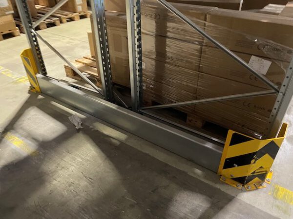 Palettenregal, Bito, 500kg / Palette, 7m – 7,80m Rahmenhöhe, Traversenlänge: hauptsächlich 3,60m, knapp 11.000 Palettenstellplätze – Bild 23