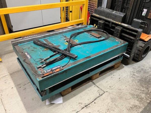 Scherenhubtisch, Bolzoni, 3 to., Plattform: 1.500 x 1.000mm